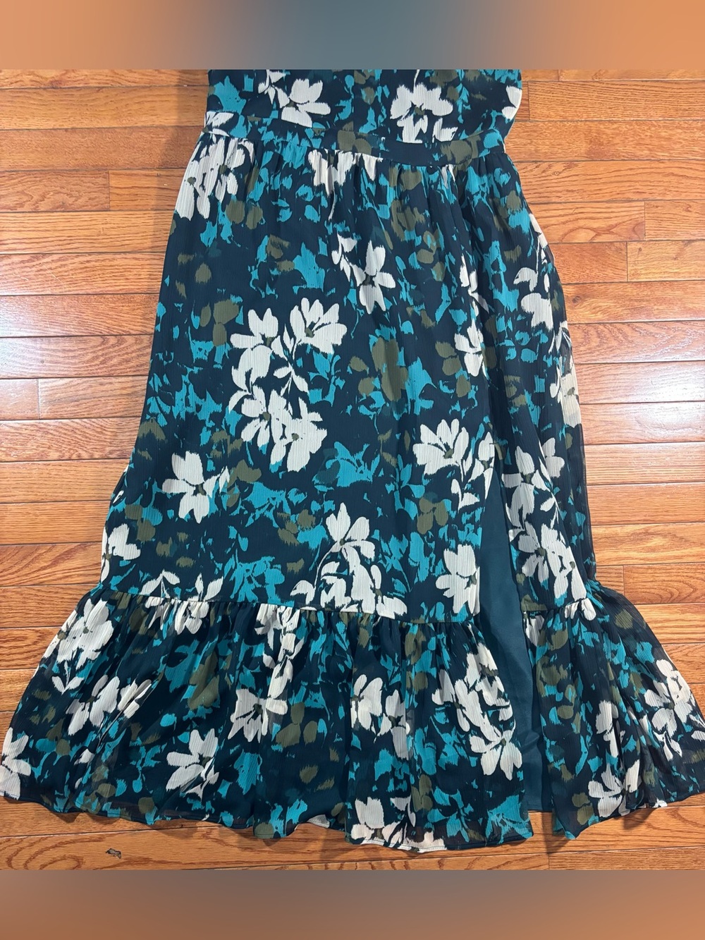 Loft Maxi Dress Floral Romantic Feminine Green Womens Size 12 Flowy - Picture 10 of 16